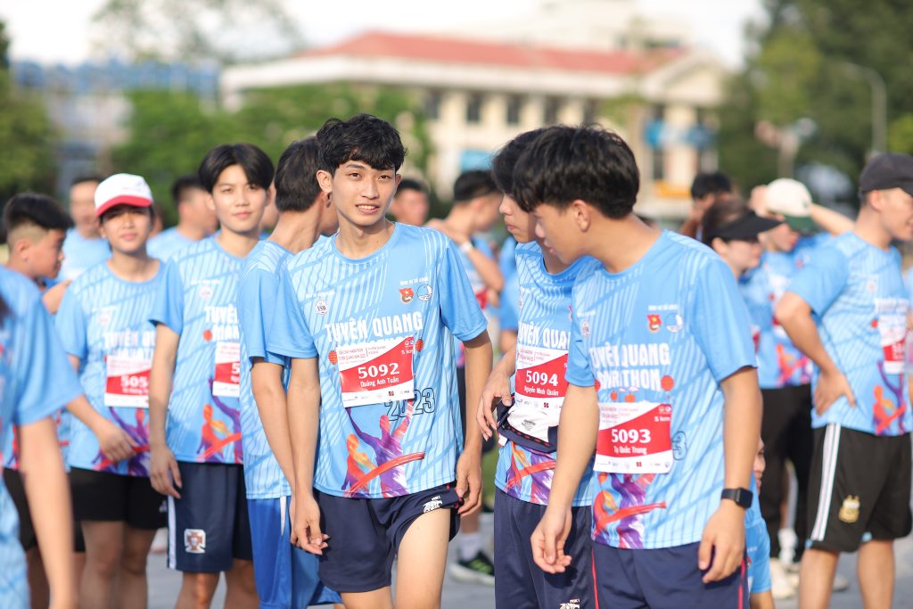 Vie Uniform áo giải chạy marathon