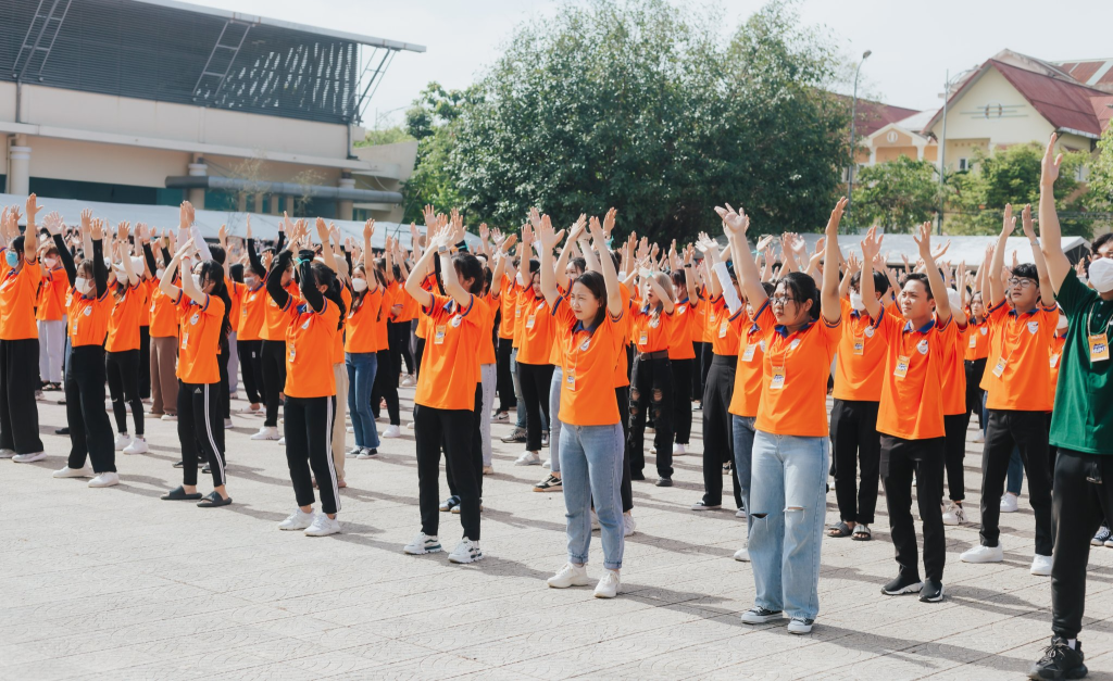 Áo thun teambuilding doanh nghiệp