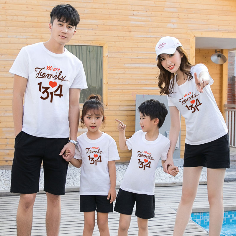 Đồng phục gia đình mùa hè