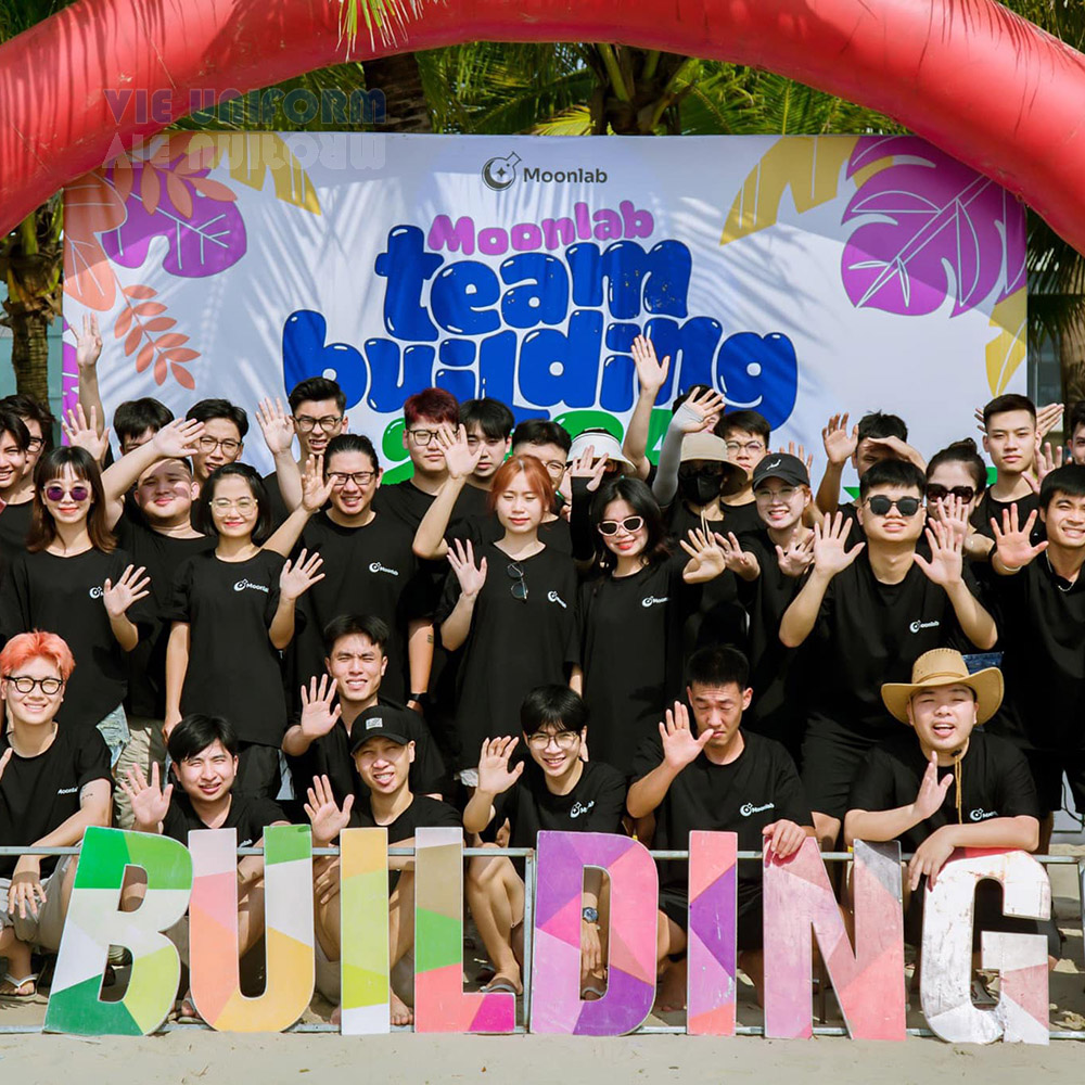 In áo thun teambuilding 2025