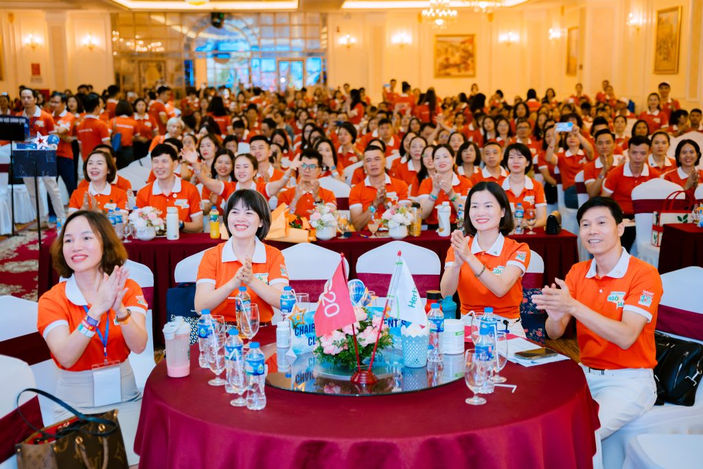In áo thun sự kiện