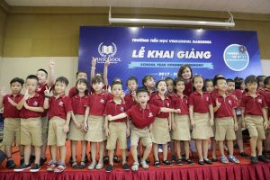 Đồng phục ngày khai trường