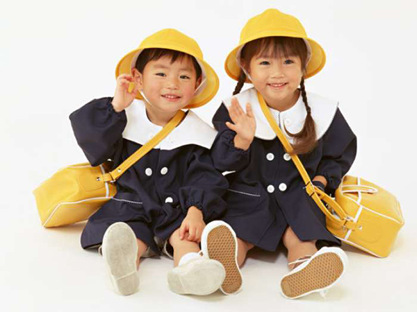 Đồng phục học sinh mầm non