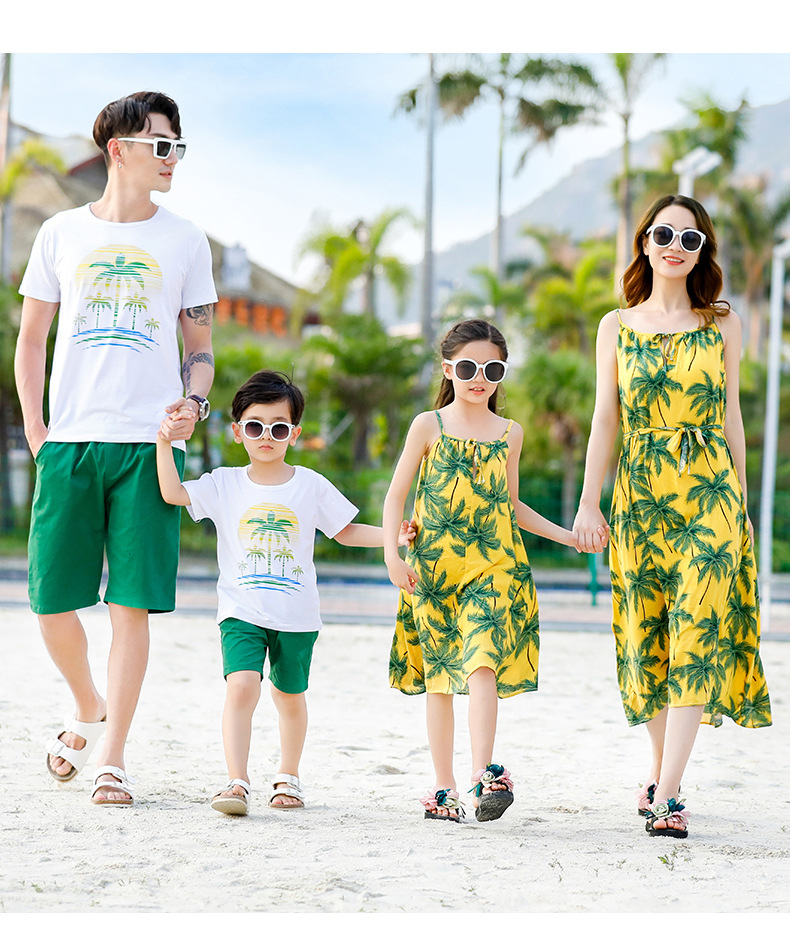 Áo thun gia đình họa tiết
