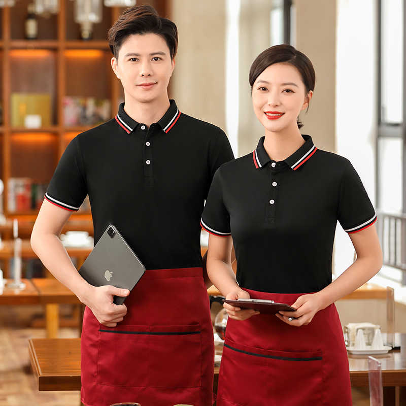 Áo polo đen phối cổ