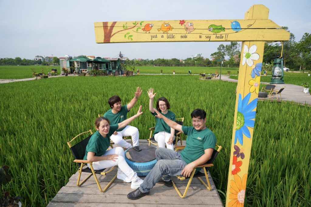 Áo nhóm mới nhất 2025