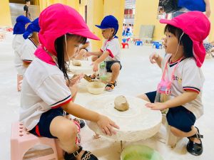 Đồng phục năm học mới 2025